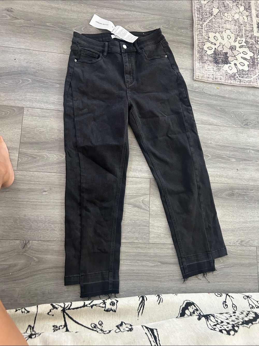Women’s Black Cropped High-Rise Straight Jeans Sz M US 6